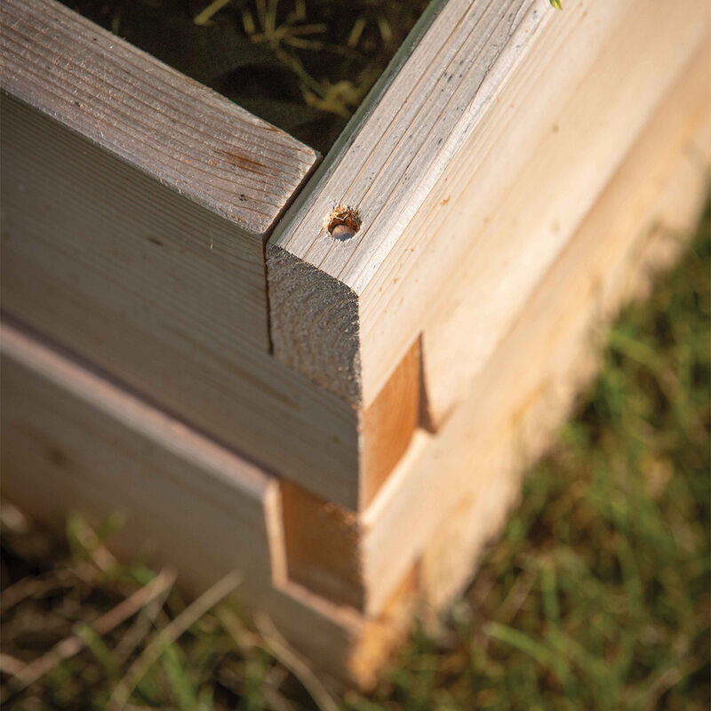 Cedar Raised Garden Bed &ndash; 3' x 6' Raised Beds & Planters