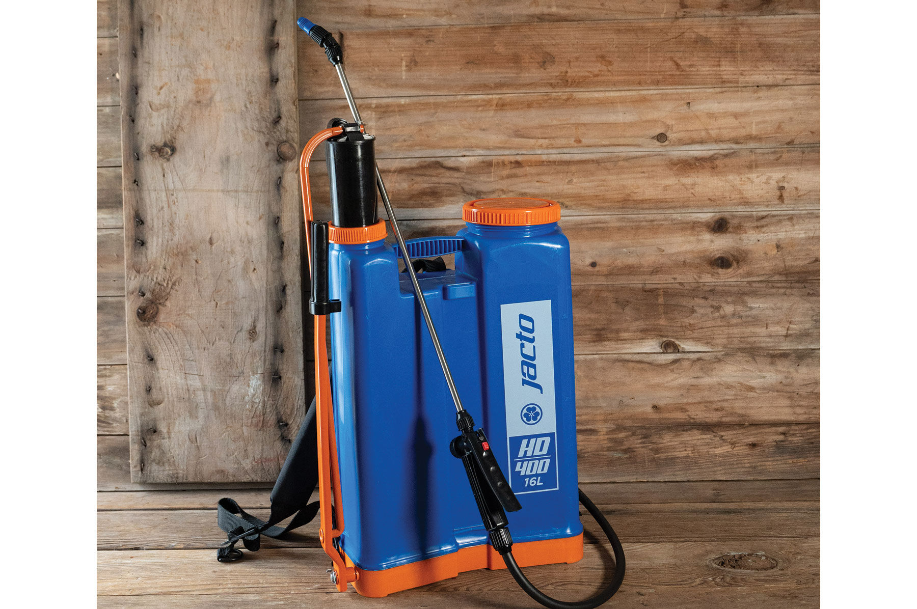 Jacto 4-Gal. Agitating Backpack Sprayer Sprayers and Dusters